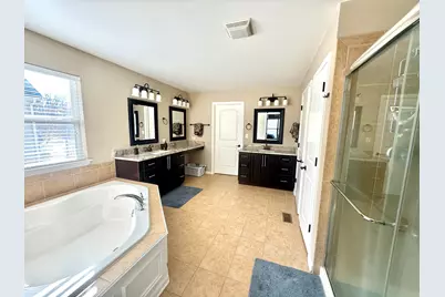 705 Blue Ridge Drive, Streamwood, IL 60107 - Photo 27