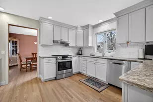 3615 74th St, Moline, IL 61265 - Photo 17