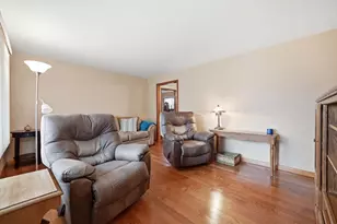 28007 Brickville Rd, Sycamore, IL 60178 - Photo 9