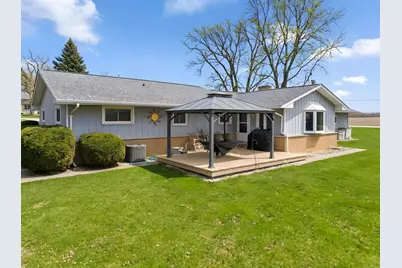 28007 Brickville Road, Sycamore, IL 60178 - Photo 21