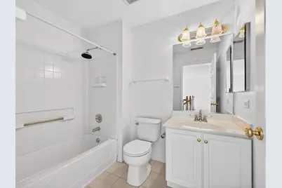 31104 Carpenter Court, Warrenville, IL 60555 - Photo 25