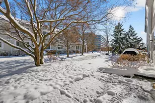 31104 Carpenter Ct, Warrenville, IL 60555 - Photo 27