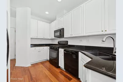 31104 Carpenter Court, Warrenville, IL 60555 - Photo 17