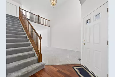 31104 Carpenter Court, Warrenville, IL 60555 - Photo 3