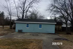 101 N Market St, Watseka, IL 60970 - Photo 7