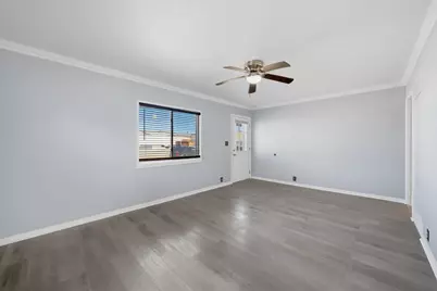 722 W Park Avenue, Aurora, IL 60506 - Photo 5