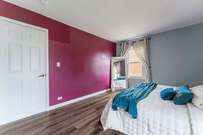 12 E Pine Street, Streamwood, IL 60107 - Photo 9