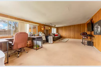 12 E Pine Street, Streamwood, IL 60107 - Photo 13