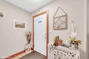 5233 N Osceola Ave, Chicago, IL 60656 - Photo 21