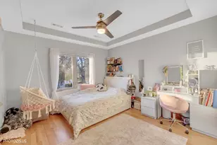 5233 N Osceola Ave, Chicago, IL 60656 - Photo 17