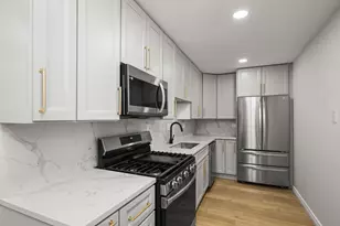 [Address not provided], Morton Grove, IL 60053 - Photo 7