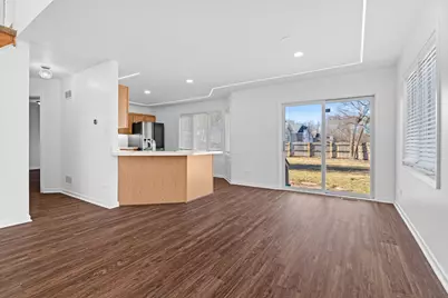 262 Lakeview Court, Steger, IL 60475 - Photo 5