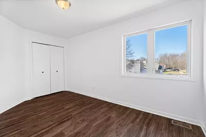 262 Lakeview Court, Steger, IL 60475 - Photo 17