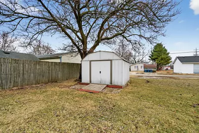 272 S Michigan Avenue, Bradley, IL 60915 - Photo 35