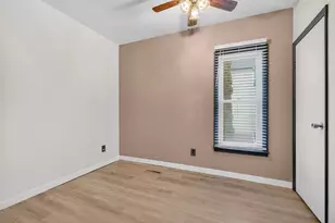 272 S Michigan Ave, Bradley, IL 60915 - Photo 13