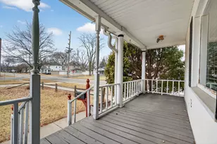 272 S Michigan Ave, Bradley, IL 60915 - Photo 3