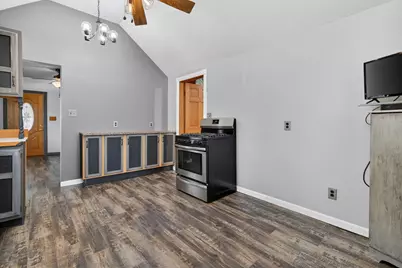 272 S Michigan Avenue, Bradley, IL 60915 - Photo 17