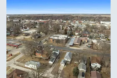 205 E Oak Street, Fairbury, IL 61739 - Photo 25