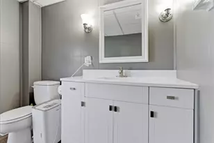 205 E Oak St, Fairbury, IL 61739 - Photo 19