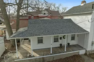 205 E Oak St, Fairbury, IL 61739 - Photo 27