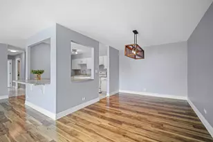 1615 E Central Rd, Arlington Heights, IL 60005 - Photo 7