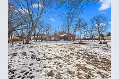 250 N View Street, Hinckley, IL 60520 - Photo 3