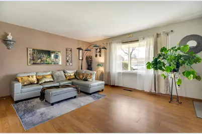 17541 Maple Avenue, Lansing, IL 60438 - Photo 3