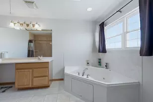 30867 Sea Sprite Dr, Wilmington, IL 60481 - Photo 15