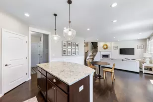 2524 Balsam Cove Rd, Naperville, IL 60563 - Photo 11