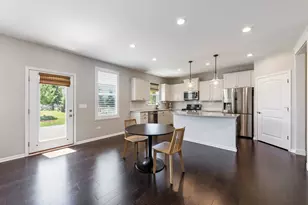 2524 Balsam Cove Rd, Naperville, IL 60563 - Photo 7