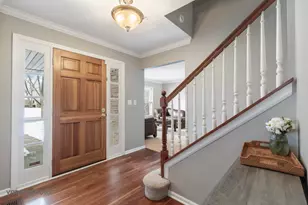 246 Montclair Rd, Vernon Hills, IL 60061 - Photo 17