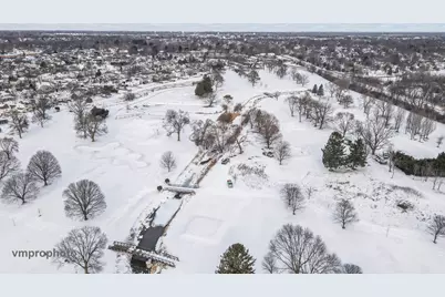 246 Montclair Road, Vernon Hills, IL 60061 - Photo 43