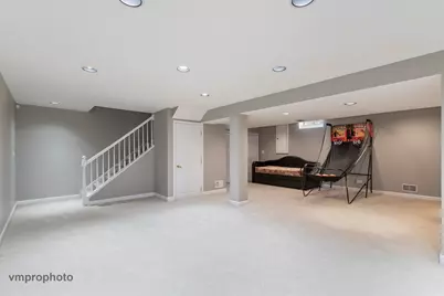 246 Montclair Road, Vernon Hills, IL 60061 - Photo 29