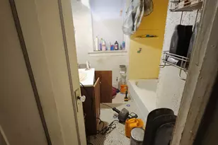 2821 E 77th Pl, Chicago, IL 60649 - Photo 11