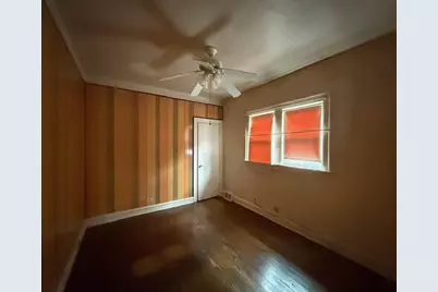 322 W 107th Place, Chicago, IL 60628 - Photo 5