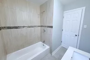 2658 W 83rd St, Chicago, IL 60652 - Photo 13