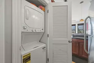 558 W Deming Pl, Chicago, IL 60614 - Photo 13