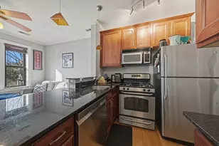 558 W Deming Pl, Chicago, IL 60614 - Photo 7