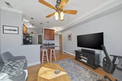 558 W Deming Place #2, Chicago, IL 60614 - Photo 5