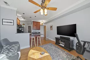 558 W Deming Pl, Chicago, IL 60614 - Photo 5