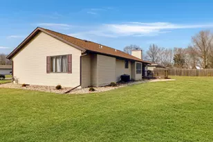 13699 Chevron Dr, Rockton, IL 61072 - Photo 35