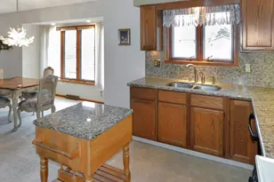 13699 Chevron Dr, Rockton, IL 61072 - Photo 9