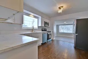 [Address not provided], Lincolnwood, IL 60712 - Photo 9