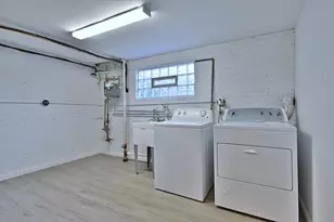 [Address not provided], Lincolnwood, IL 60712 - Photo 25