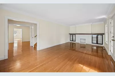 529 S Euclid Avenue, Oak Park, IL 60304 - Photo 3