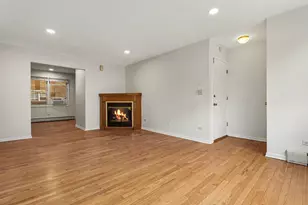 1527 W Sherwin Ave, Chicago, IL 60626 - Photo 5