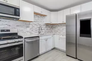 4721 St Joseph Creek Rd, Lisle, IL 60532 - Photo 9