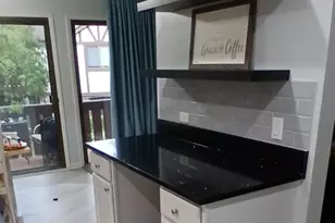 373 Ferndale Ct, Schaumburg, IL 60193 - Photo 9