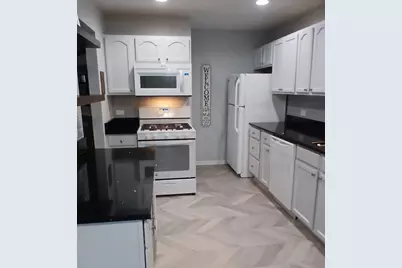 373 Ferndale Court #C2, Schaumburg, IL 60193 - Photo 11