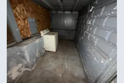 10544 S Perry Avenue, Chicago, IL 60628 - Photo 21